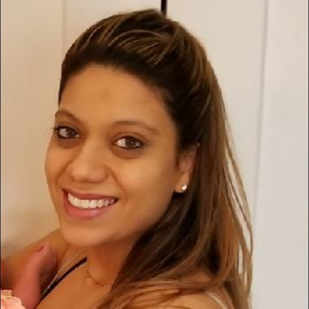 Meet your Posher, Julissa